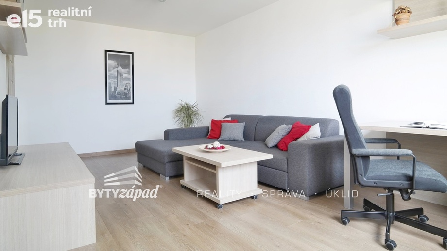 Pronájem bytu 2+1 62 m², Plzeň - Lobzy