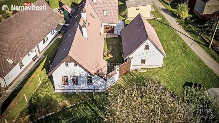 Prodej rodinného domu 258 m², Těmice - Babín