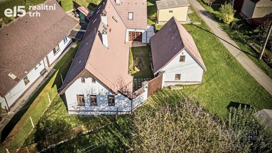Prodej rodinného domu 258 m², Těmice - Babín