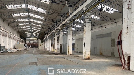 Pronájem skladu 1 000 m², Praha - Vysočany