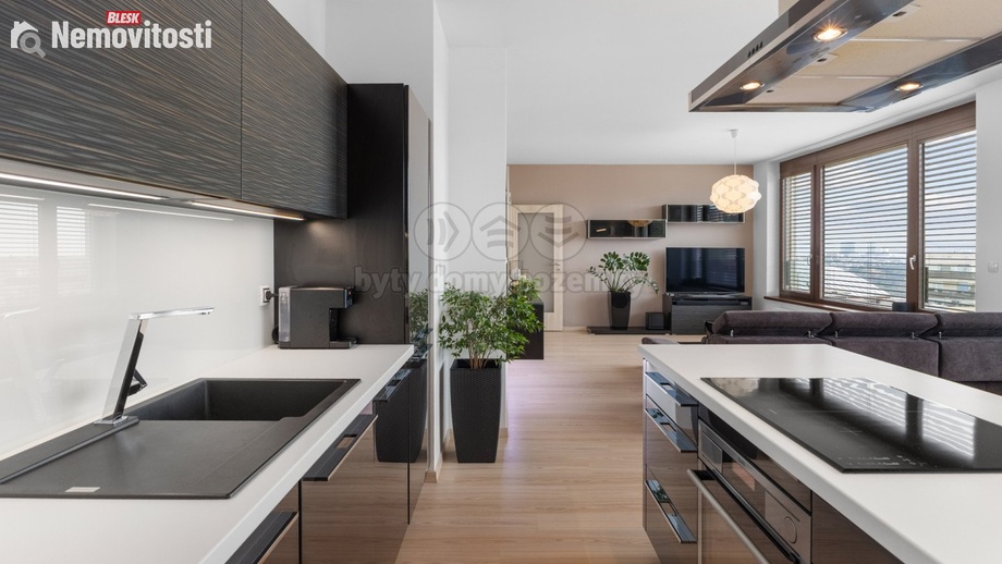 Prodej bytu 2+kk 88 m², Praha 5