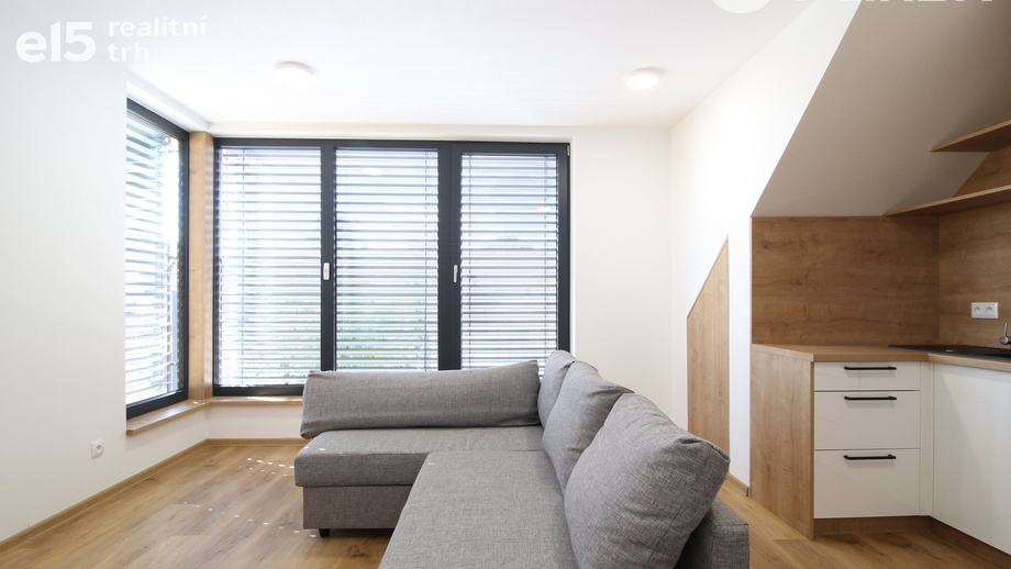 Pronájem bytu 2+kk 50 m², Brno - Černá Pole
