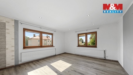 Prodej rodinného domu 200 m², Markvartice