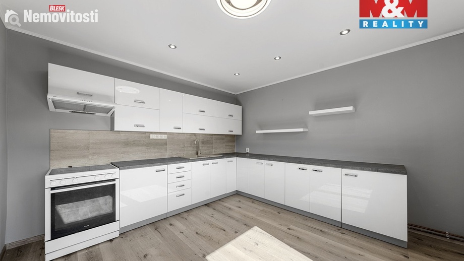 Prodej rodinného domu 200 m², Markvartice