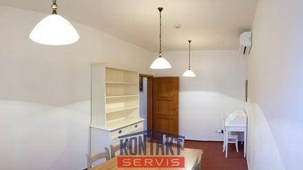 Pronájem kanceláře 36 m², České Budějovice 1