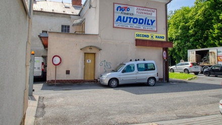 Pronájem obchodního prostoru 69 m², Rožnov pod Radhoštěm