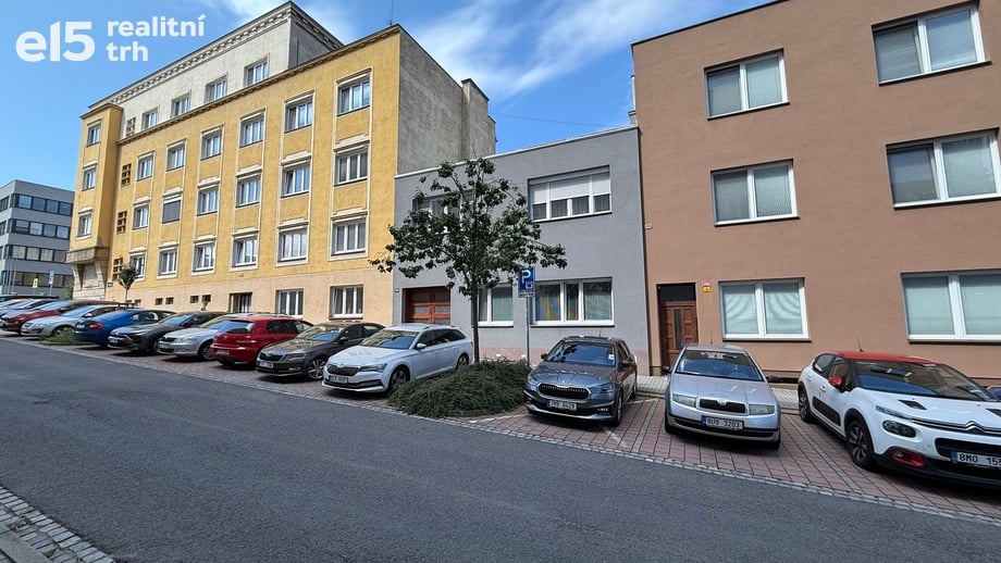 Prodej rodinného domu 247 m², Zlín