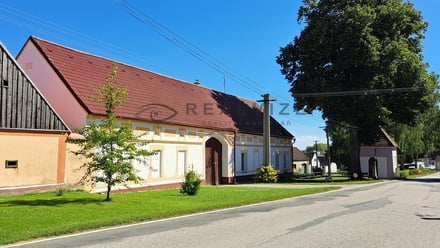 Prodej stavebního pozemku 1 160 m², Dolní Bukovsko - Radonice