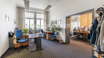 Pronájem kanceláře 325 m², Praha - Vinohrady