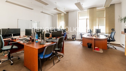 Pronájem kanceláře 325 m², Praha - Vinohrady