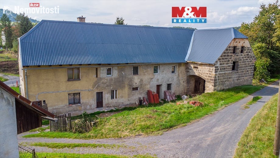 Prodej rodinného domu 1 266 m², Brniště