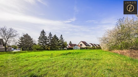 Prodej stavebního pozemku 819 m², Lidice