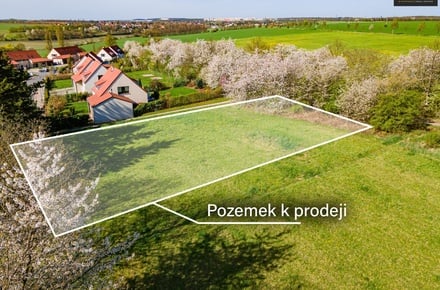 Prodej stavebního pozemku 819 m², Lidice