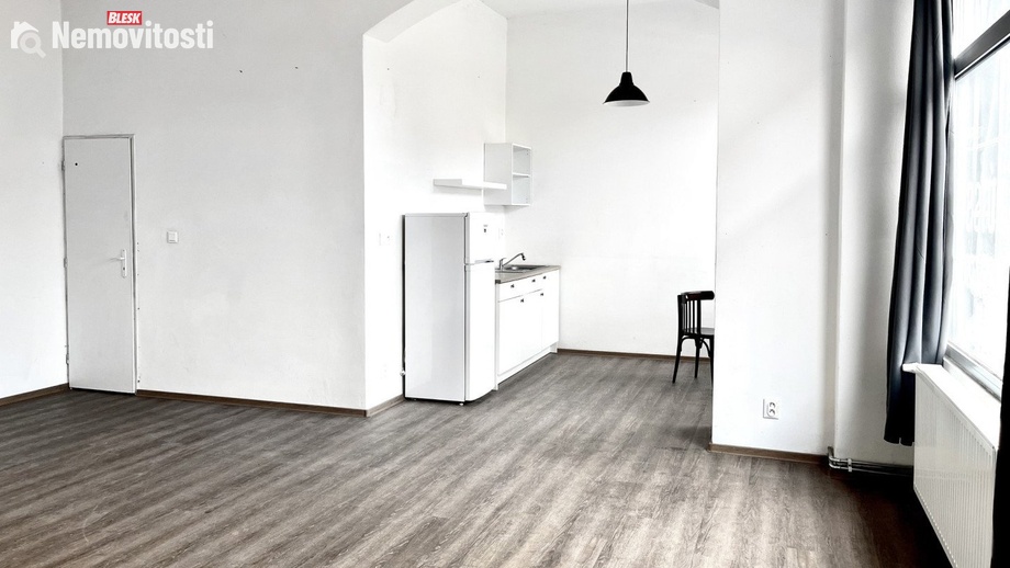 Pronájem kanceláře 40 m², Opava (nečleněná část města)