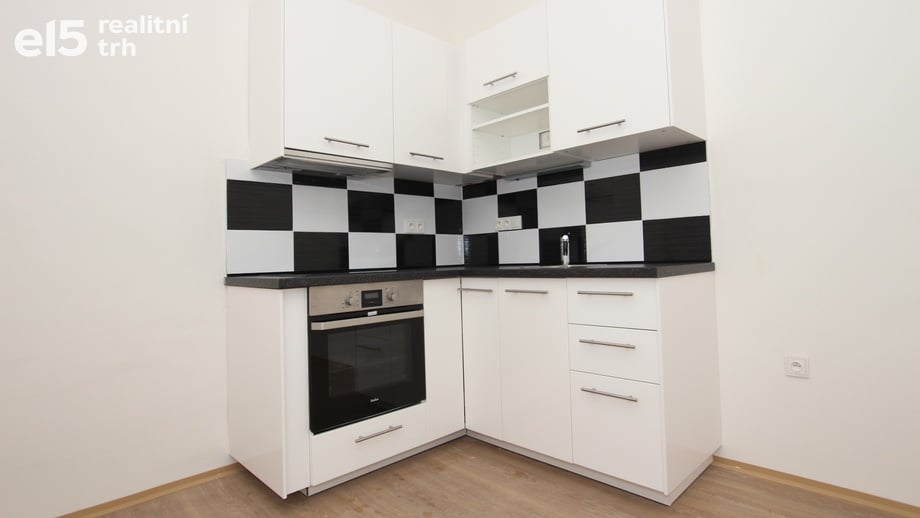 Pronájem bytu 2+1 85 m², Tábor