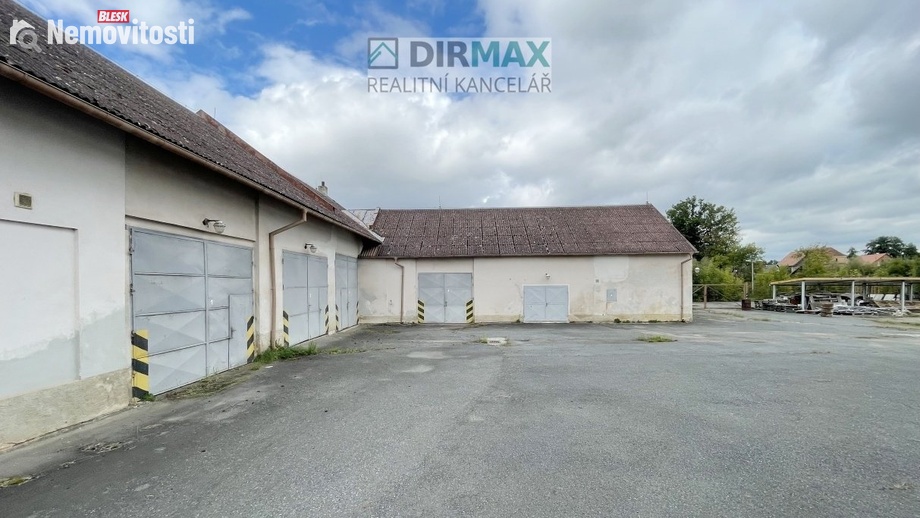 Prodej výrobního prostoru 1 500 m², Klatovy - Luby