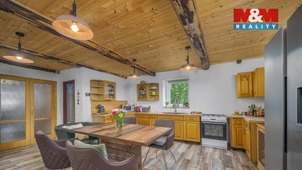 Prodej rodinného domu 200 m², Kladruby nad Labem