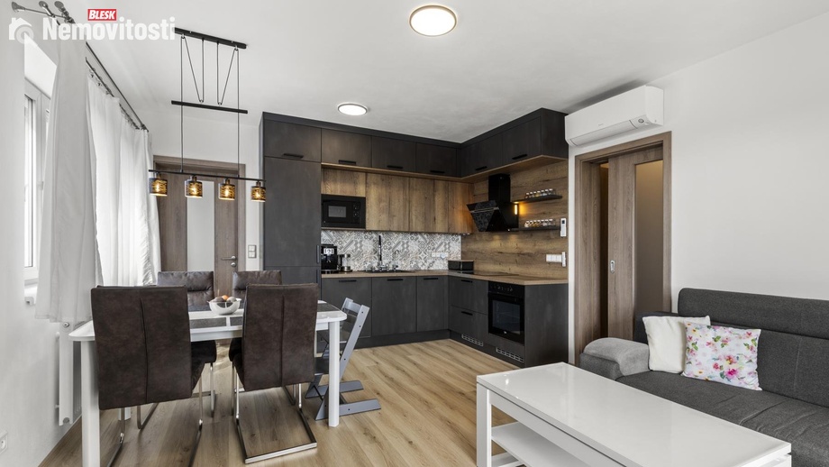 Prodej bytu 4+kk 88 m², Žižkov