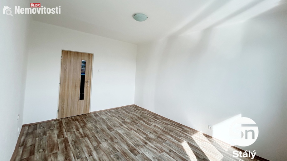 Pronájem bytu 1+kk 26 m², Rakovník II
