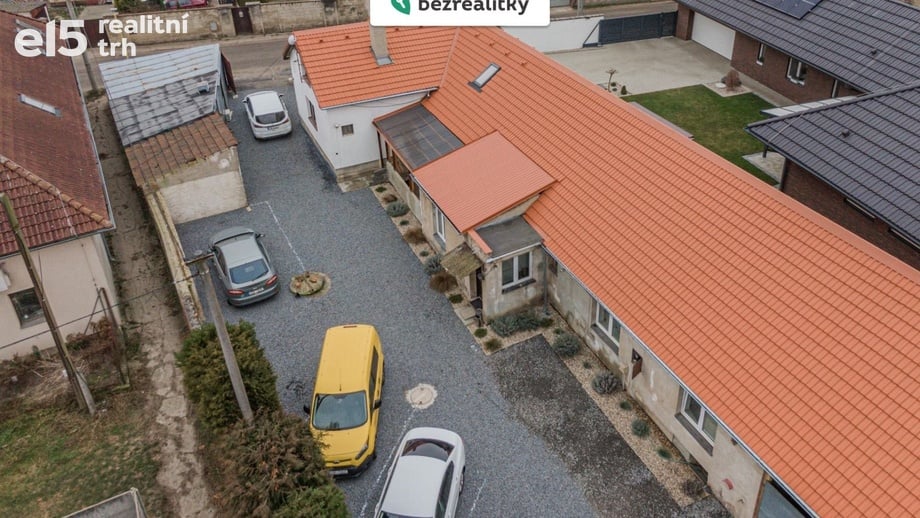 Prodej rodinného domu 277 m², Záryby - Martinov