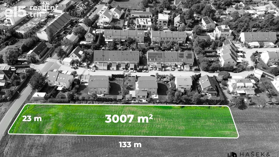 Prodej stavebního pozemku 3 007 m², Líbeznice