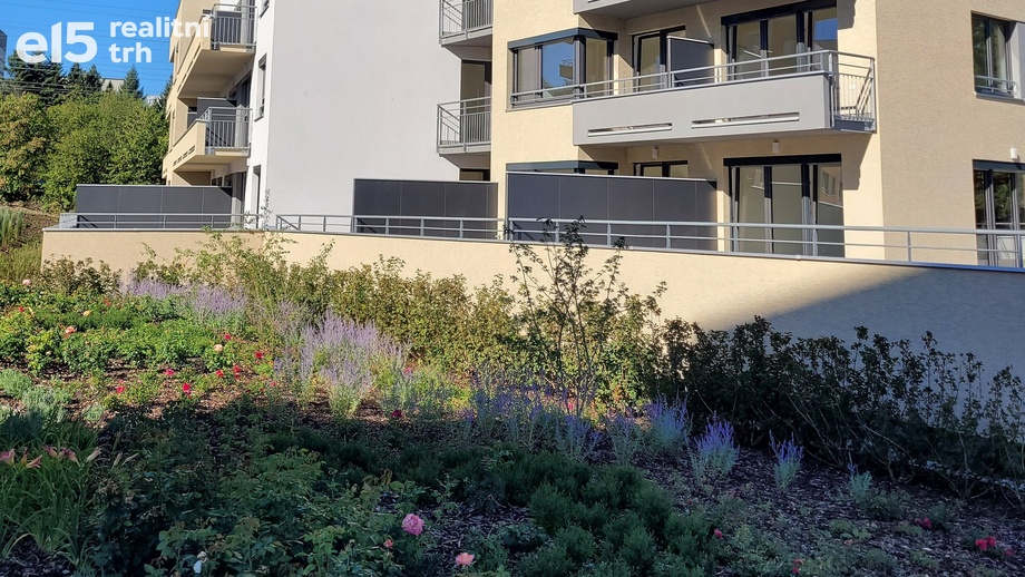 Prodej bytu 1+kk 38 m², Praha - Záběhlice