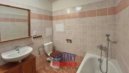 Pronájem bytu 2+kk 64 m², České Budějovice 3
