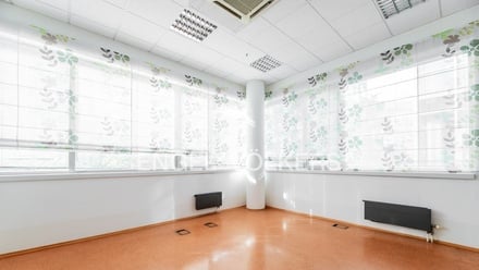 Pronájem kanceláře 198 m², Praha - Holešovice