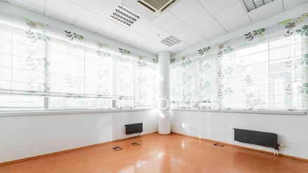 Pronájem kanceláře 198 m², Praha - Holešovice