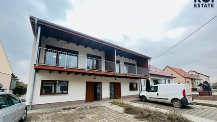 Pronájem bytu 3+kk 65 m², Malhostovice