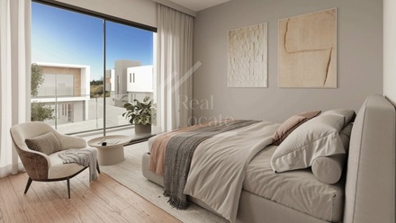 Developerský projekt, Emba, Kypr