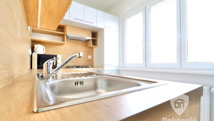 Pronájem bytu 2+1 55 m², Praha - Malešice