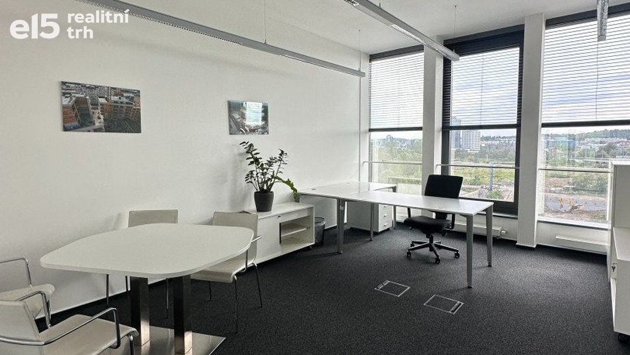 Pronájem kanceláře 171 m², Brno