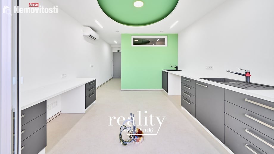 Pronájem ordinace 28 m², Znojmo