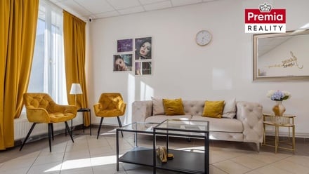 Pronájem obchodního prostoru 86 m², Znojmo