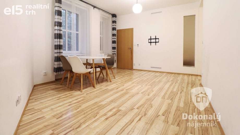 Pronájem bytu 2+1 65 m², Praha - Nusle