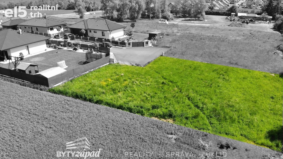 Prodej stavebního pozemku 830 m², Osek
