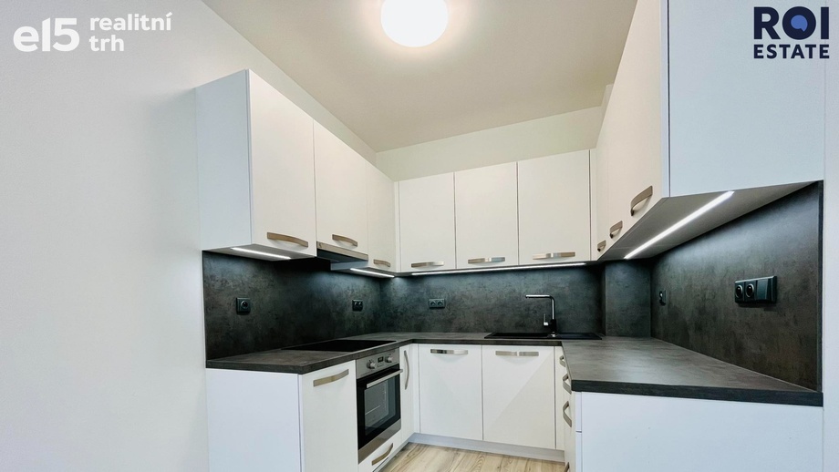 Pronájem bytu 1+kk 37 m², Blansko