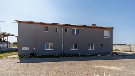 Prodej výrobního prostoru 900 m², Dolany