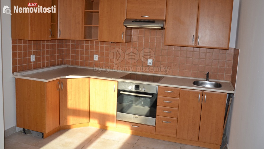 Prodej bytu 1+1 52 m², Červený Kostelec