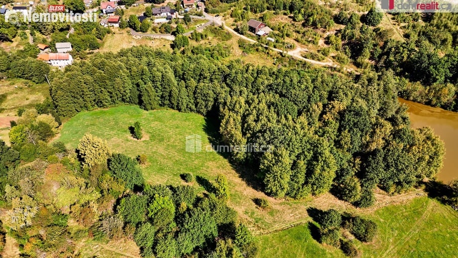 Prodej stavebního pozemku 21 419 m², Sadov