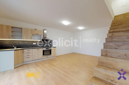 Pronájem bytu 2+kk 60 m², Zlín - Příluky