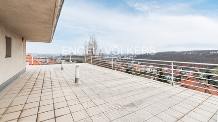 Pronájem kanceláře 147 m², Praha - Smíchov