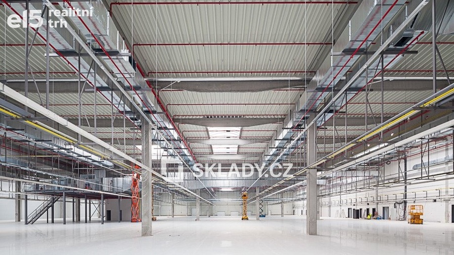 Pronájem skladu 4 400 m², Olomouc