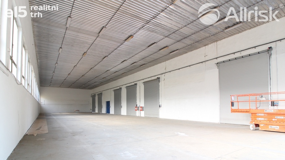 Pronájem skladu 1 030 m², Brno-jih