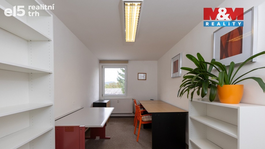 Pronájem kanceláře 200 m², Teplice