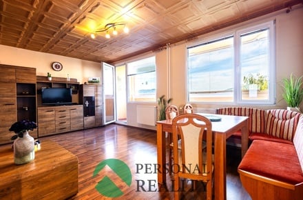 Prodej bytu 3+1 65 m², Komárov