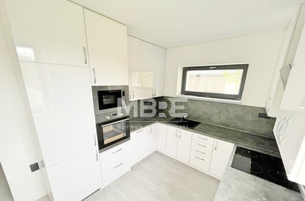 Pronájem rodinného domu 240 m², Dolní Lutyně