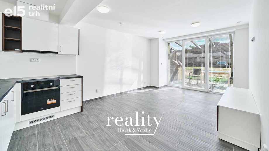 Prodej bytu 2+kk 49 m², Dešná