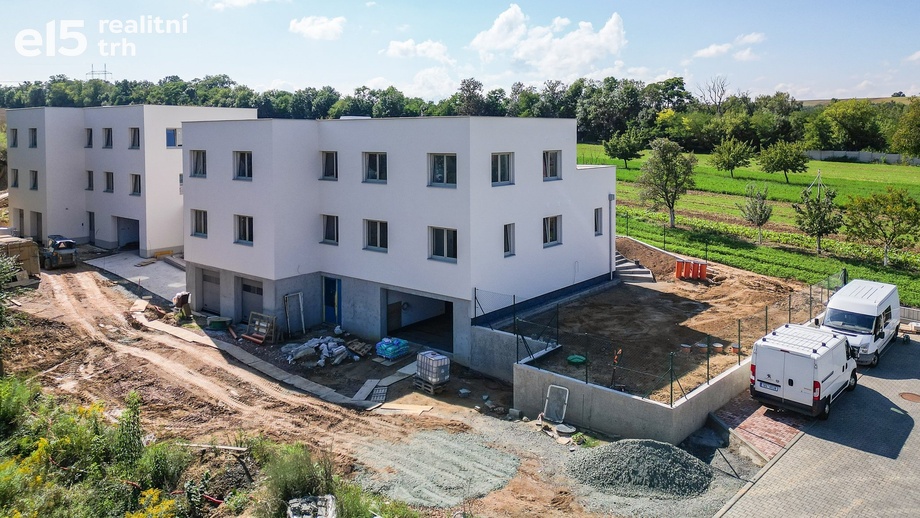 Prodej bytu 1+kk 80 m², Bučovice - Kloboučky